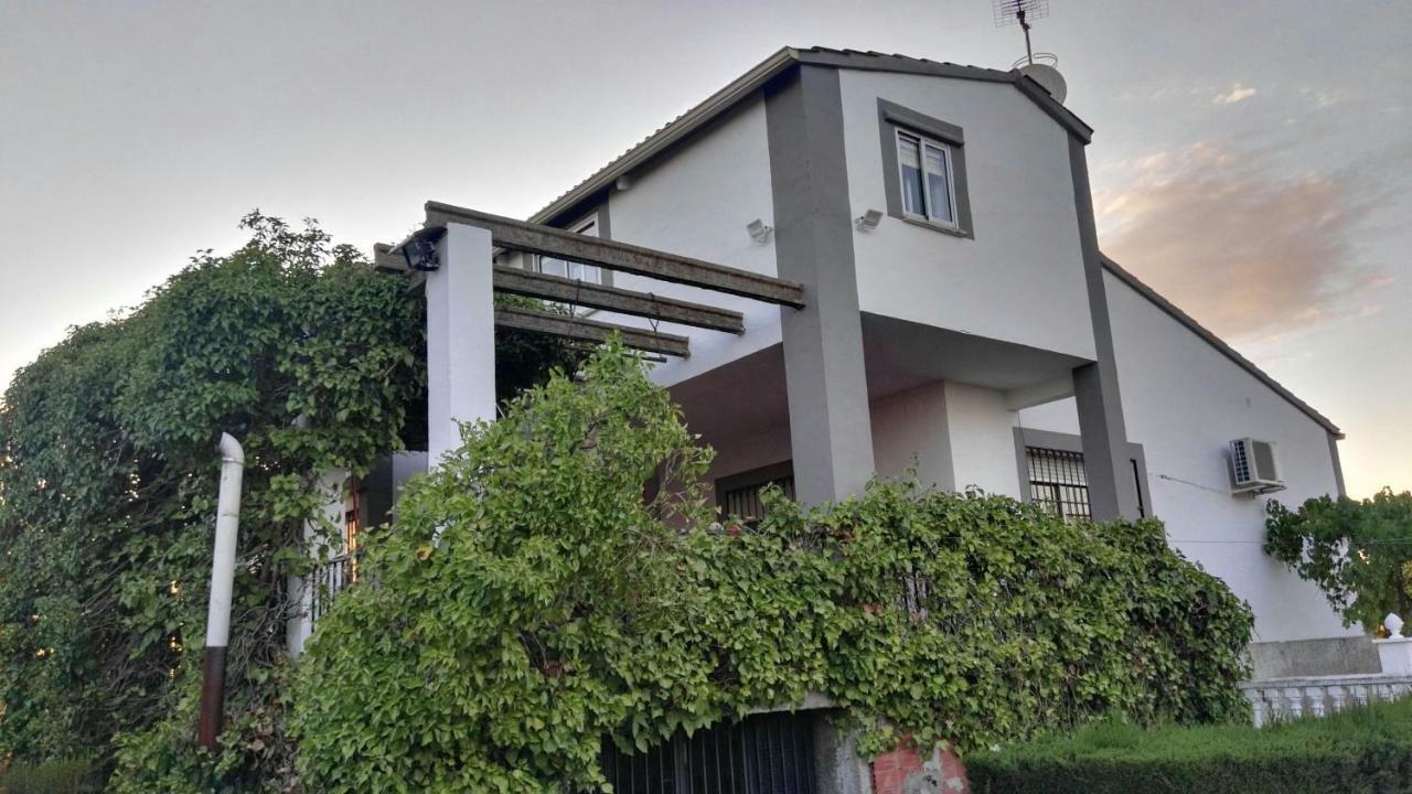 La Berruca Casa Rural Malpartida de Cáceres エクステリア 写真