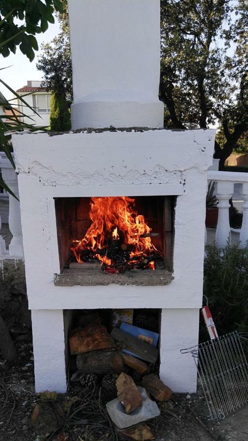 La Berruca Casa Rural Malpartida de Cáceres エクステリア 写真