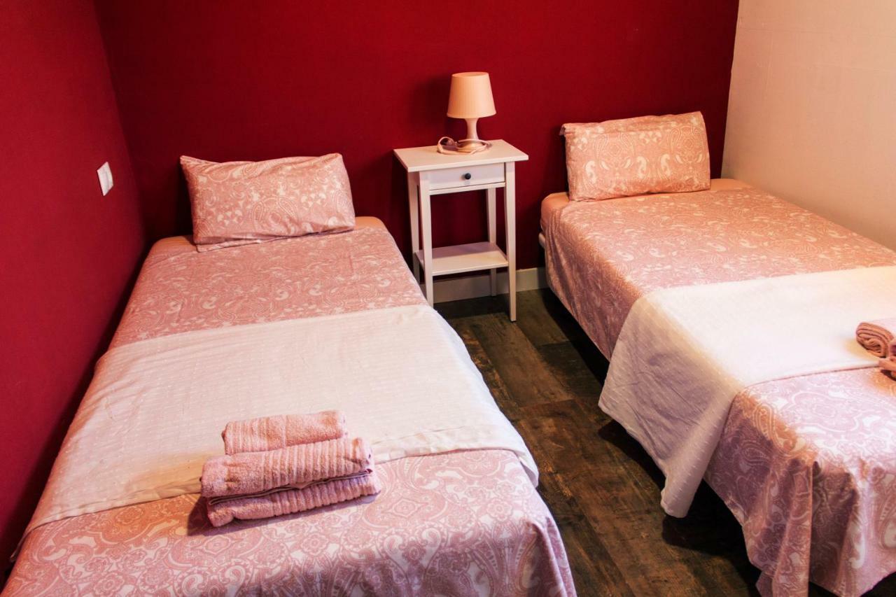 La Berruca Casa Rural Malpartida de Cáceres エクステリア 写真